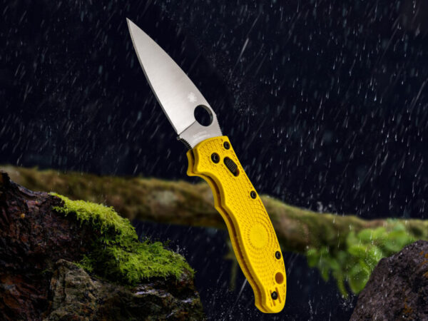 Spyderco Manix 2 Salt Magnacut – Image 3